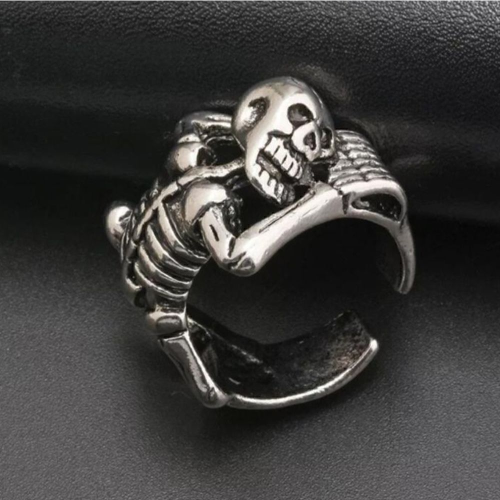 Brand New Silver Skull Body Ring Adjustable Size